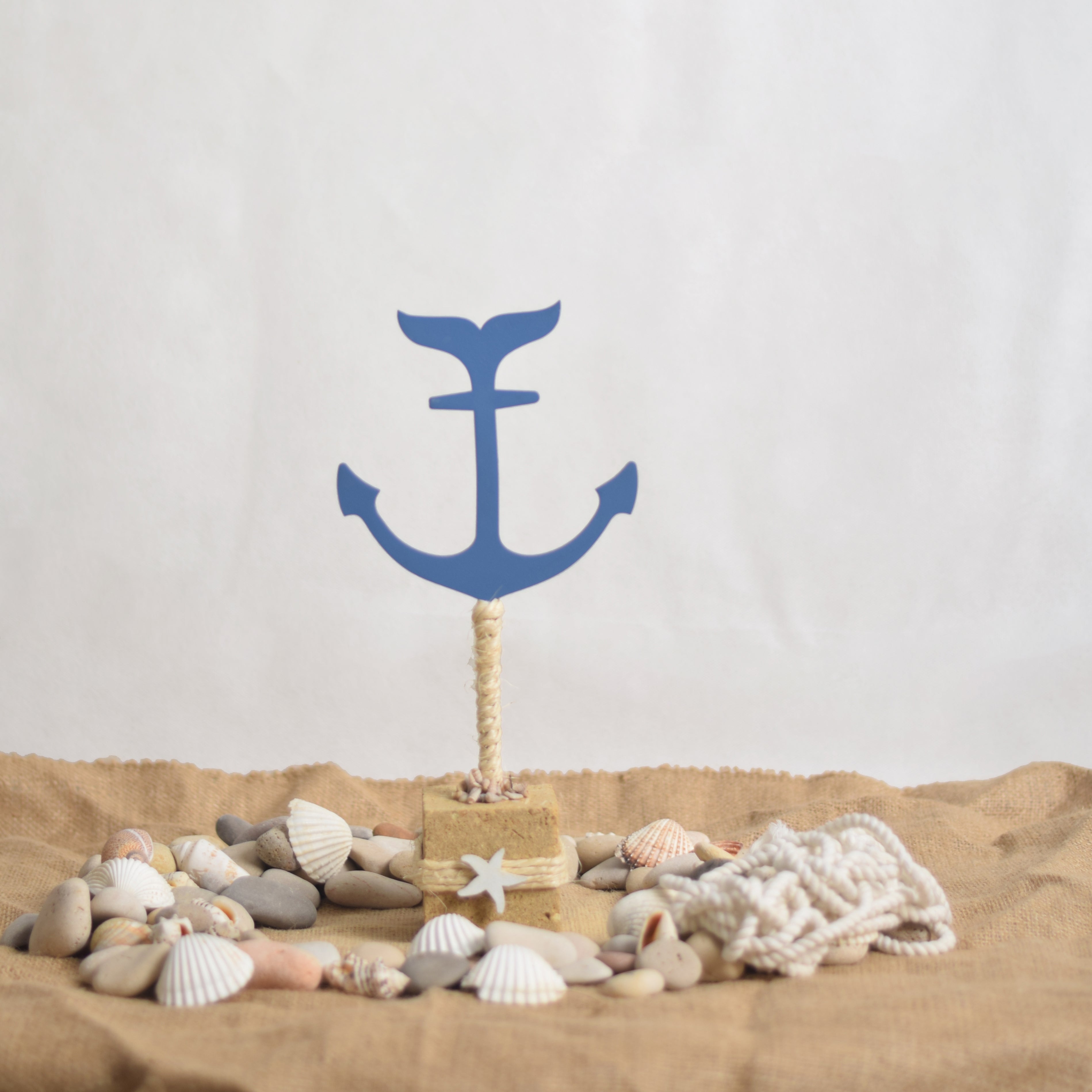 Deep-blue Anchor - Bahr