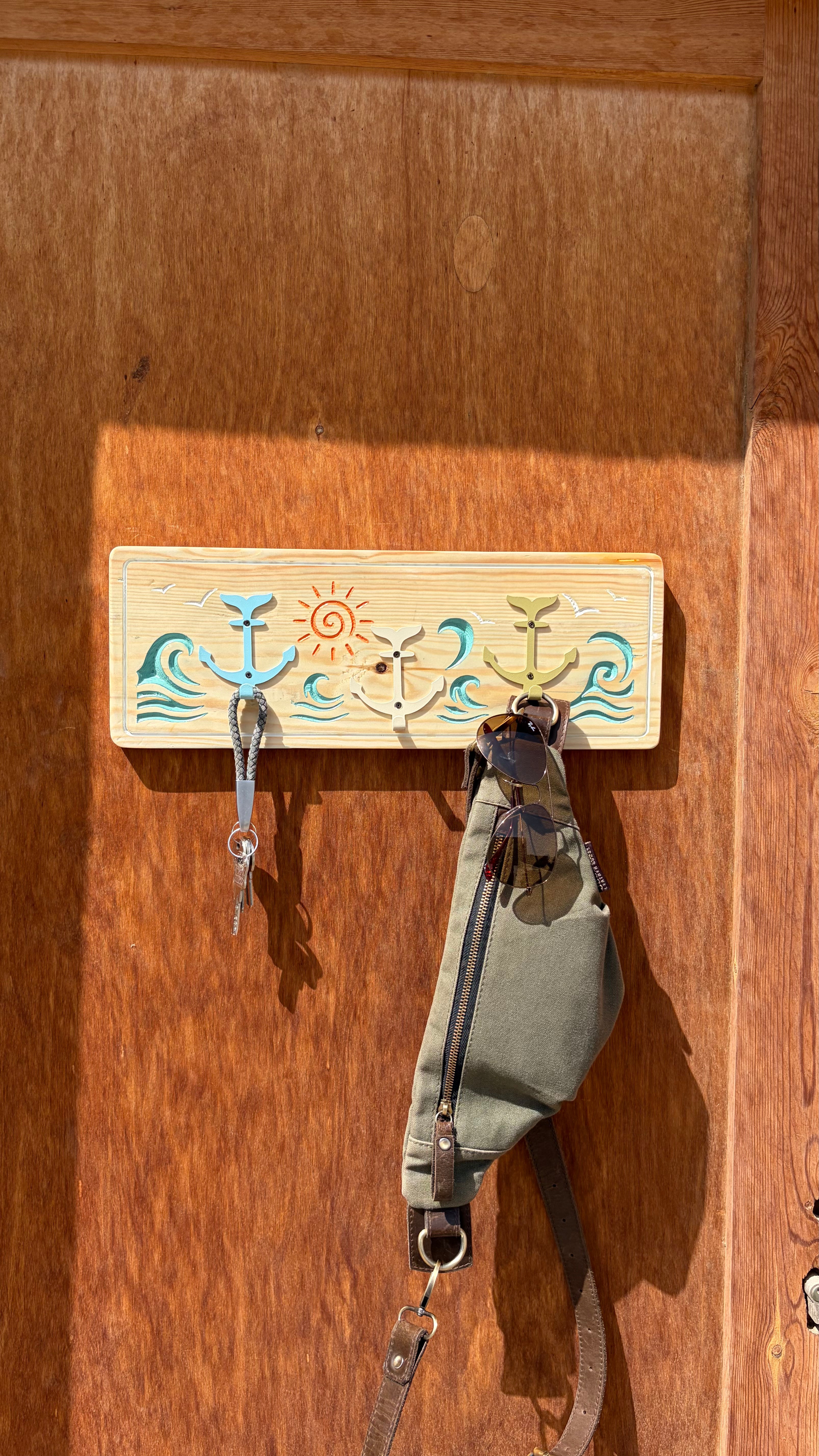 "Rise&Tide" Holder